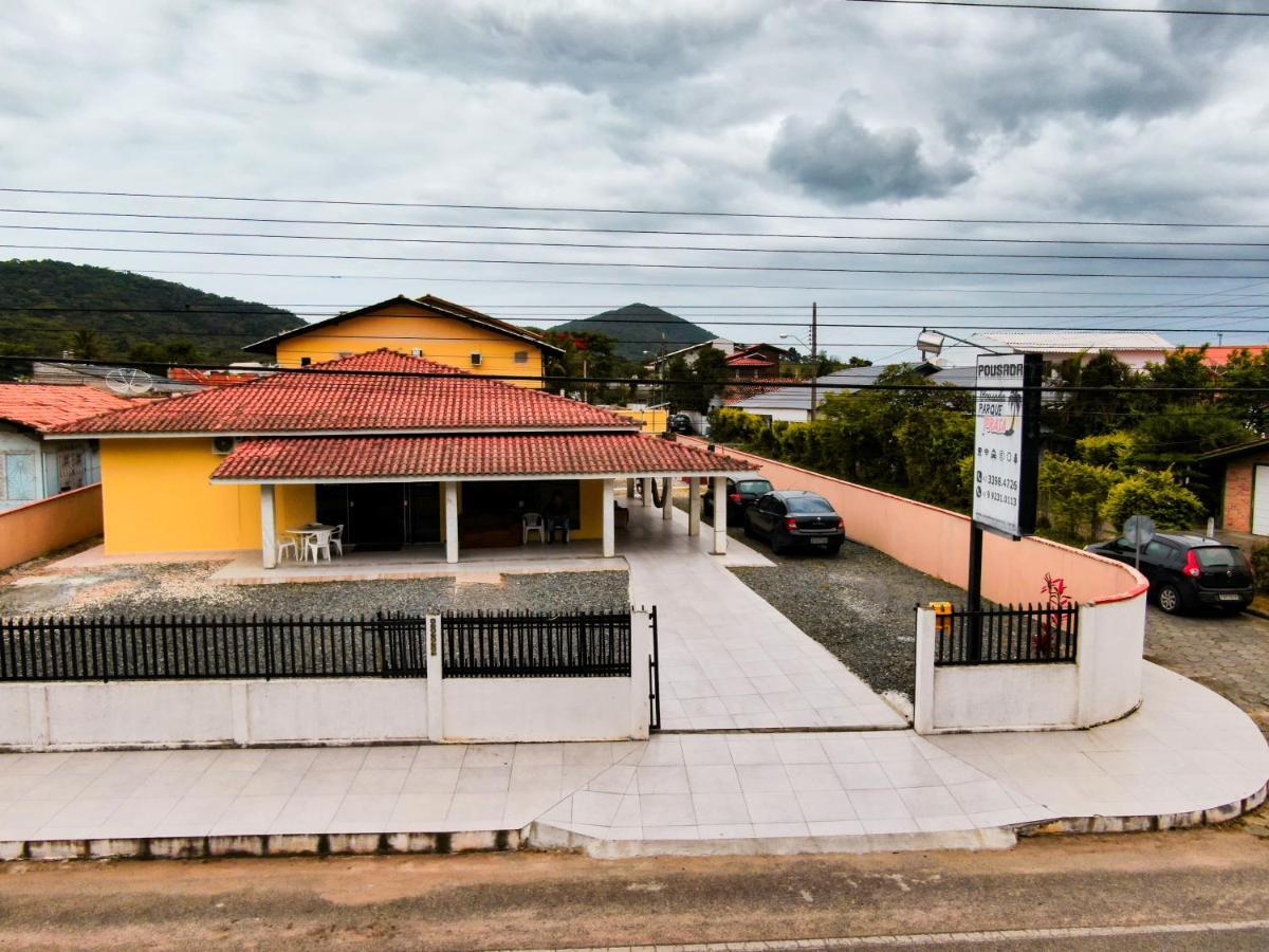 Pousada Parque Praia 佩尼亚 外观 照片